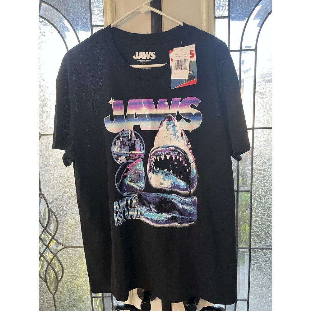 Jaws Universal City Mens Large Graphic Black T-Shirt Short Sleeve Pullover NWT
